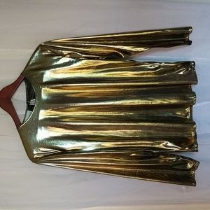 Willow Ridge shiny gold top